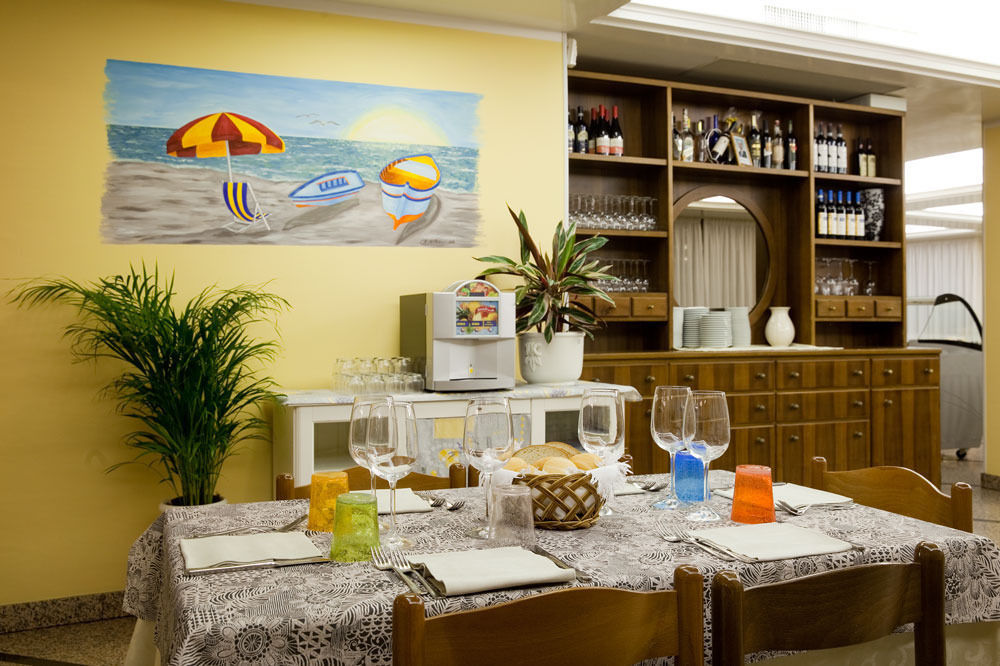 Hotel Villa Eugenia Лідо-ді-Єзоло Екстер'єр фото
